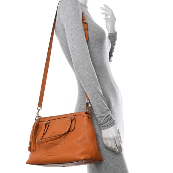 GUCCI Vintage Pebbled Calfskin Soho Two Way Top Handle Bag - Color Curcuma - Picture 4 of 13